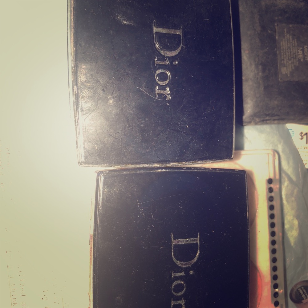 DIOR EYESHADOW BEAUTIFUL SOLD
